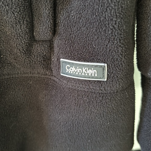 Calvin Klein Hooded zip up sweatshirt- size M - Picture 4 of 9